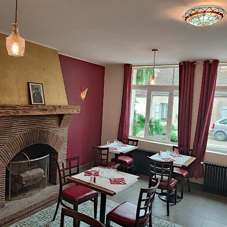 La Madeleine Hotel Saint-Benoît-sur-Loire Buitenkant foto