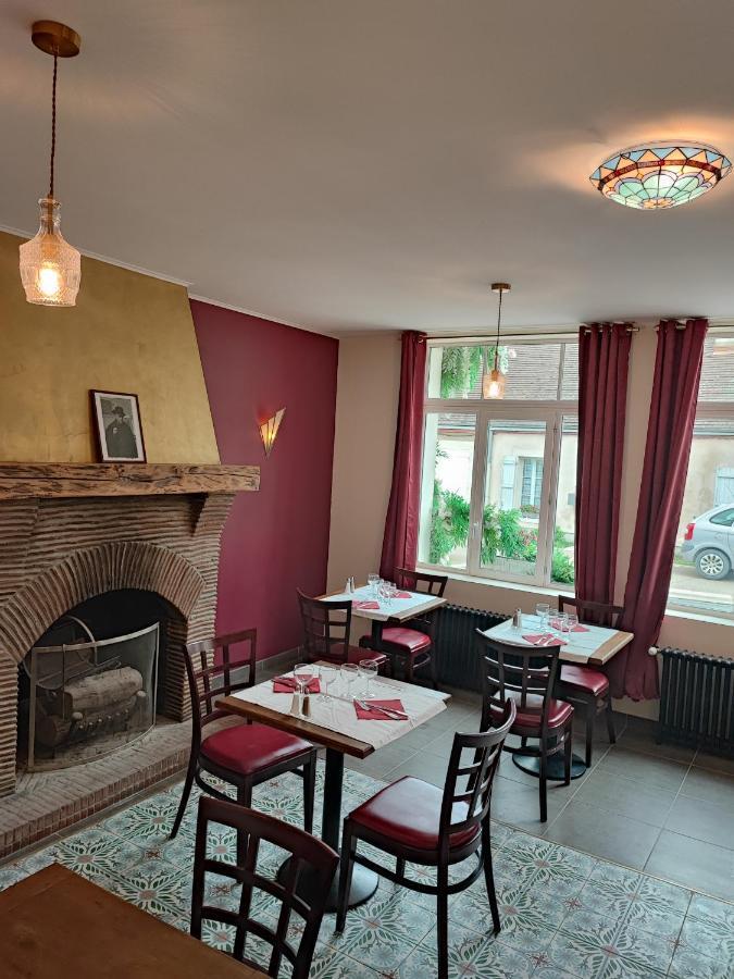 La Madeleine Hotel Saint-Benoît-sur-Loire Buitenkant foto