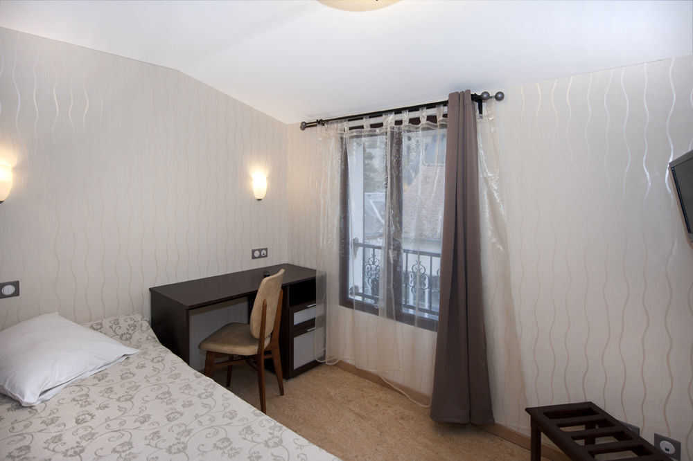 La Madeleine Hotel Saint-Benoît-sur-Loire Buitenkant foto